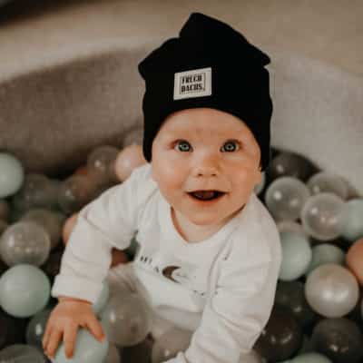 Kinder Beanie in der Farbe schwarz