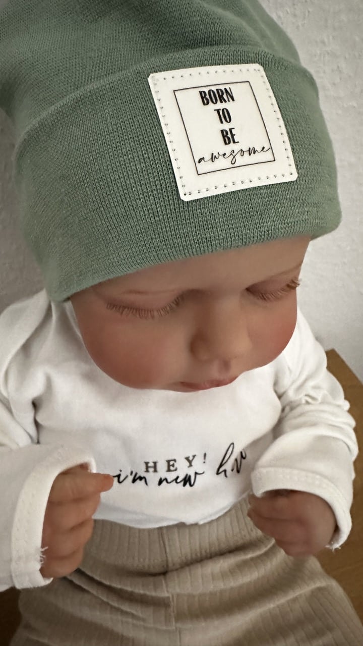 Beanies in Lindgrün