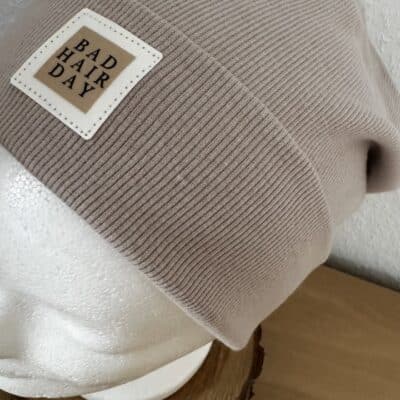 Beanies in Beige gerippt