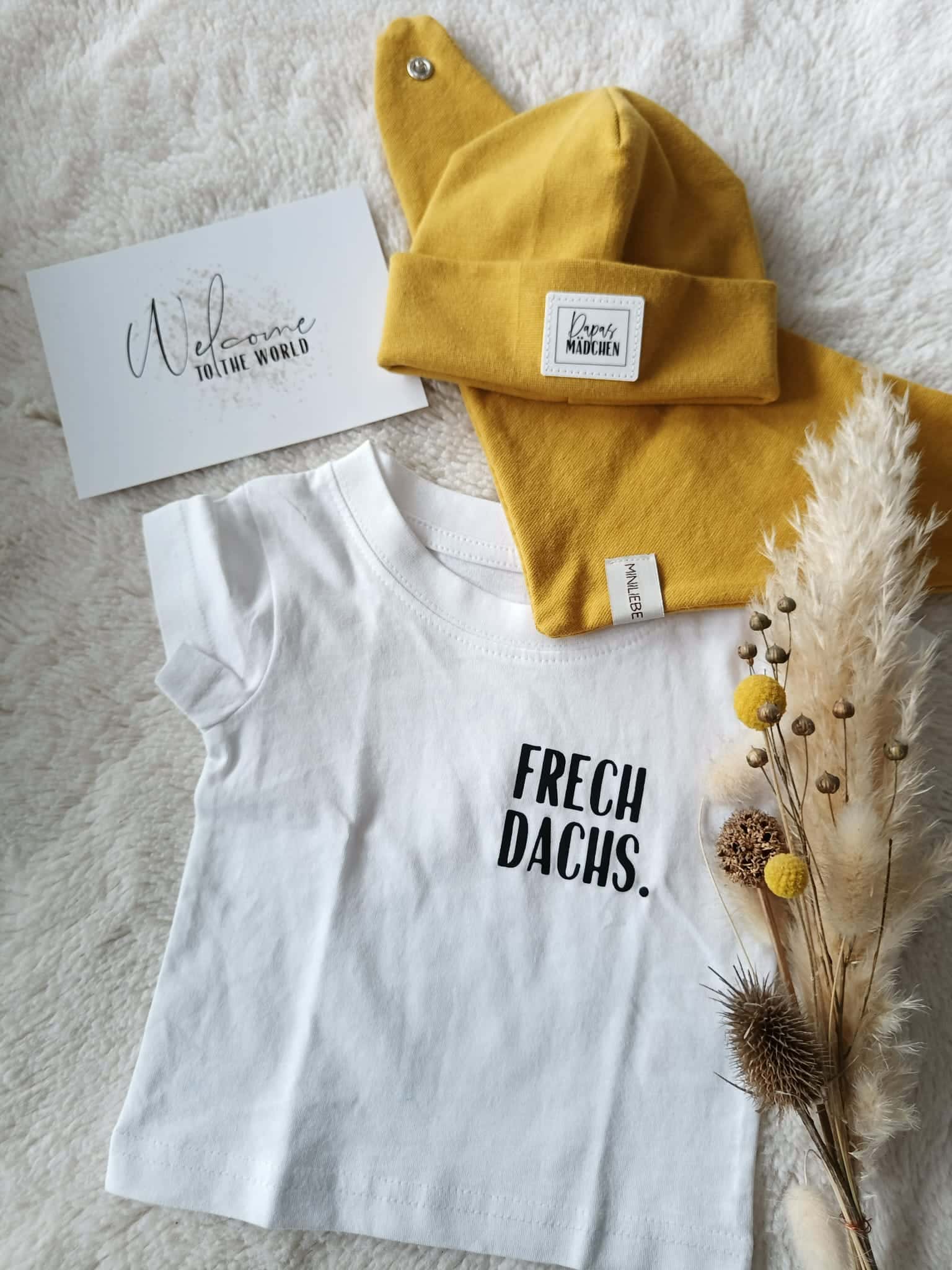 Tshirt Frechdachs + Beanie und Halstuch